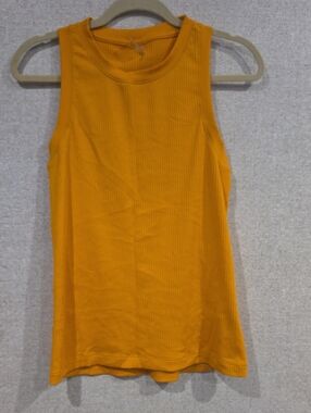 CALIA by Carrie Underwood Ribbed Tank Top in Mustard